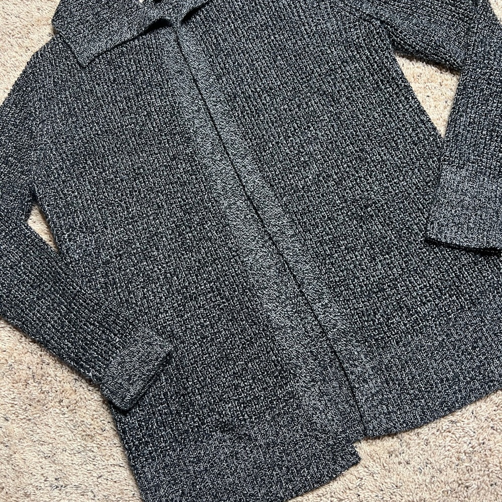 Banana Republic Cardigan Sweater- M​ - Picture 3 of 7